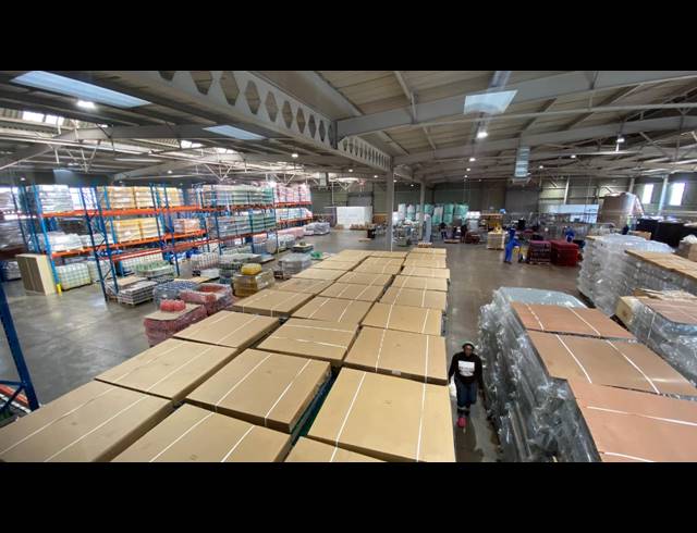 2,316M² WAREHOUSE TO LET IN ROOIHUISKRAAL